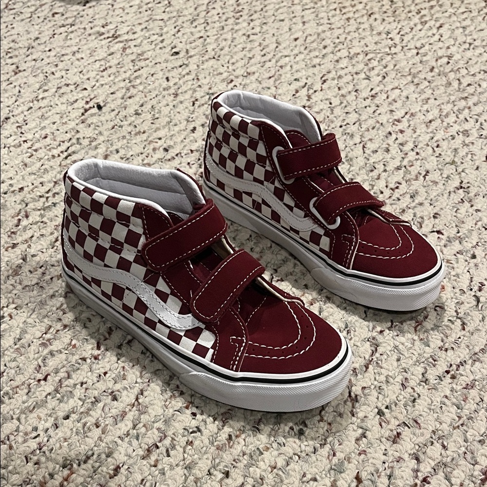 Vans Kids Red Checkered High-Top Sneakers | Sk8-Mid Reissue V | Boys size 2